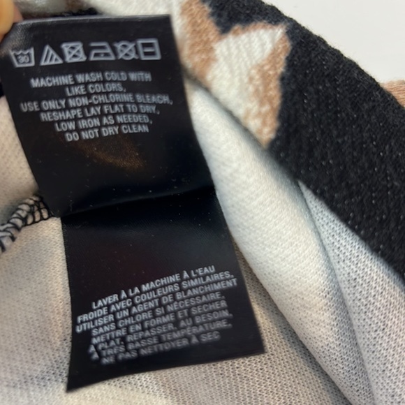 9-H15 SCL  Anthropologie Woman’s Black Green Floral Print  Postmark Blouse Sz S - Picture 11 of 13